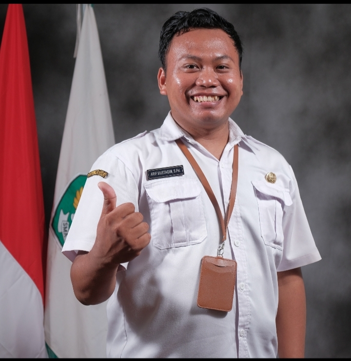 ARIF MUSTAQIM, S.Pd.